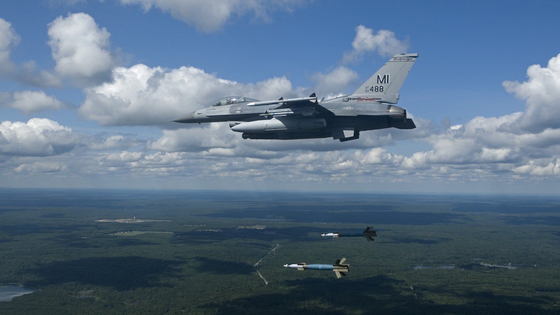 _极限爬山探险:攀登世界最难之巅_,攀爬难度最大的山