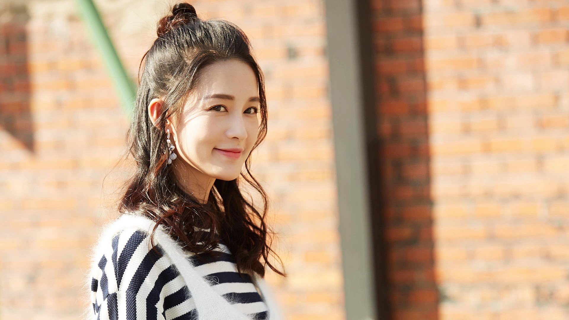 曼联2-1纽卡斯尔,主场取胜,曼联纽卡斯尔比分预测