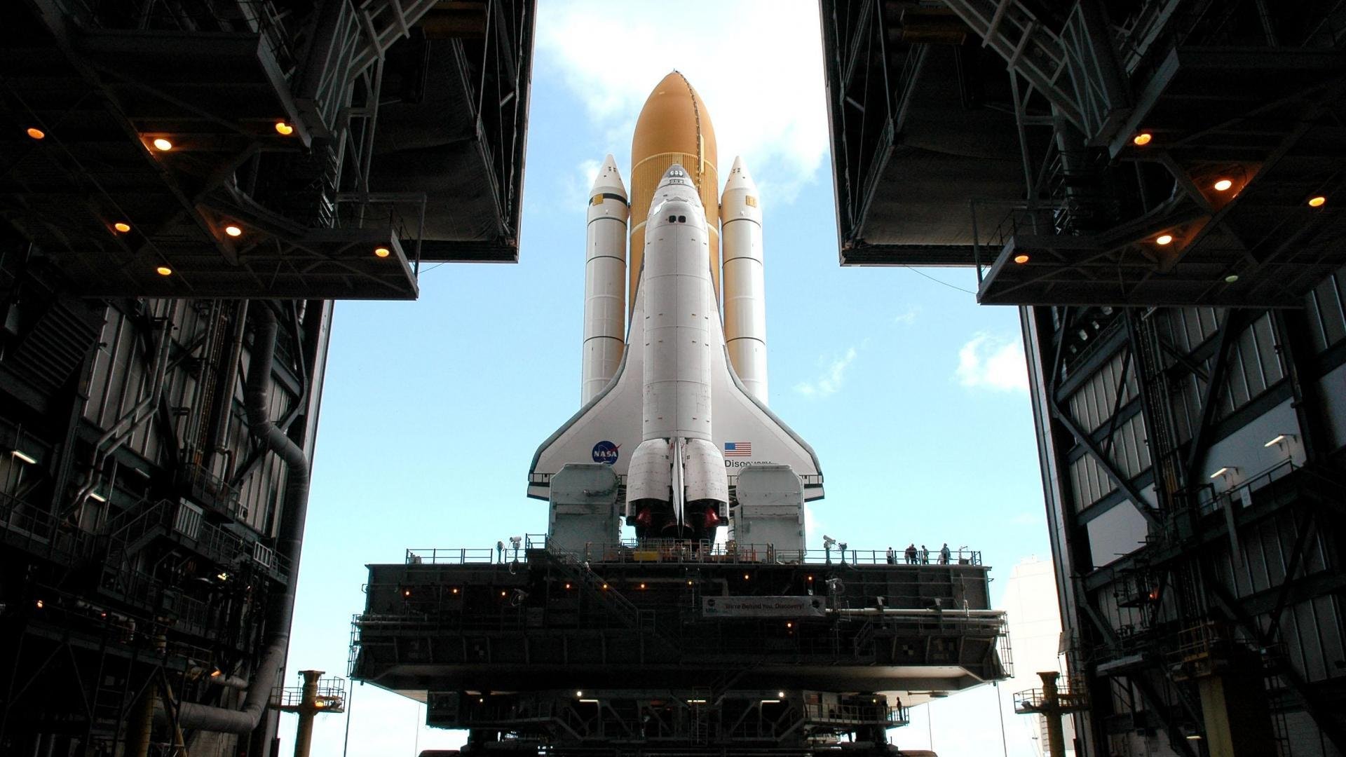 开云官网APP下载-球星亲子同场亮相，家庭故事感动球迷，球星儿子踢球