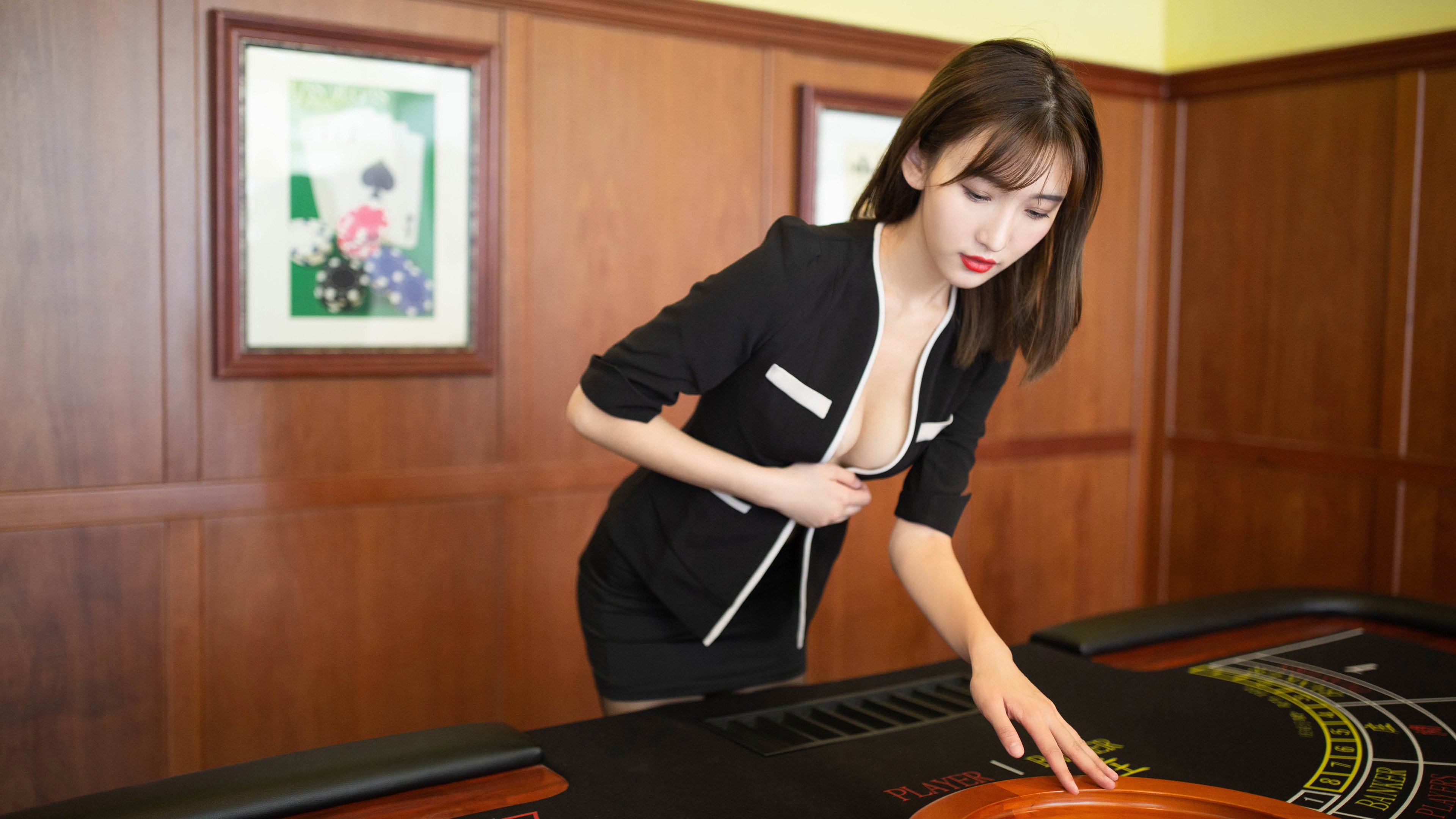 开云入口-皮特·卡普尔强悍的突破和精准的传球，让袋鼠队的进攻充满威胁